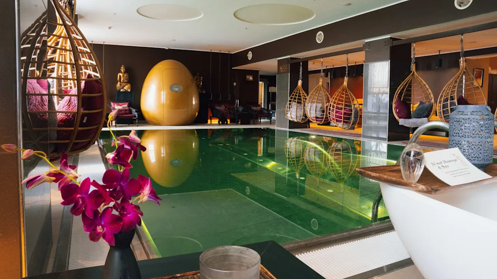 Inomhuspool på Nimat Spa i Köpenhamn.