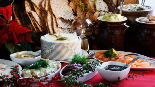 Swedish Christmas table_16_9