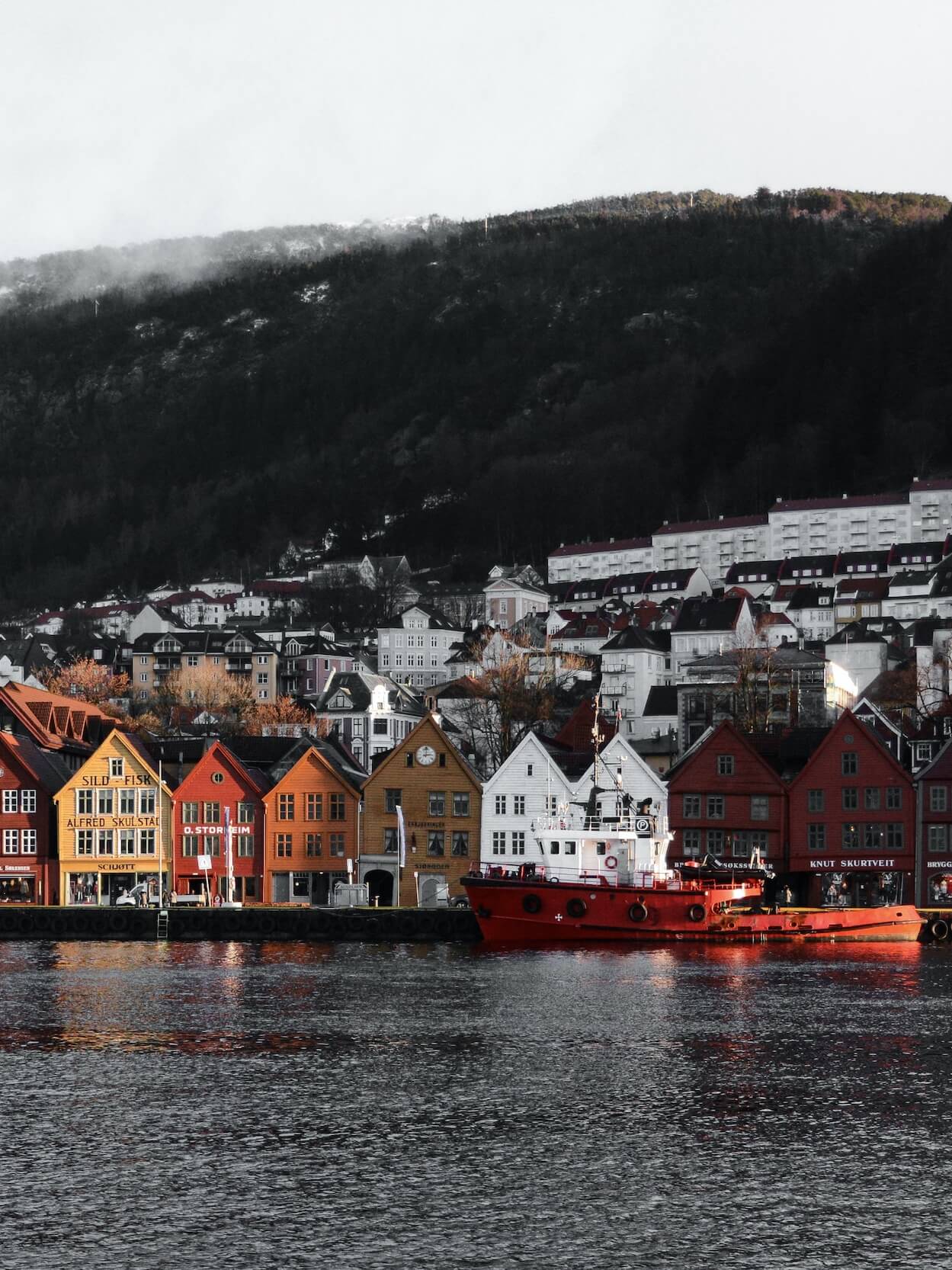 Vackra hus på Bryggen i Bergen i Norge.