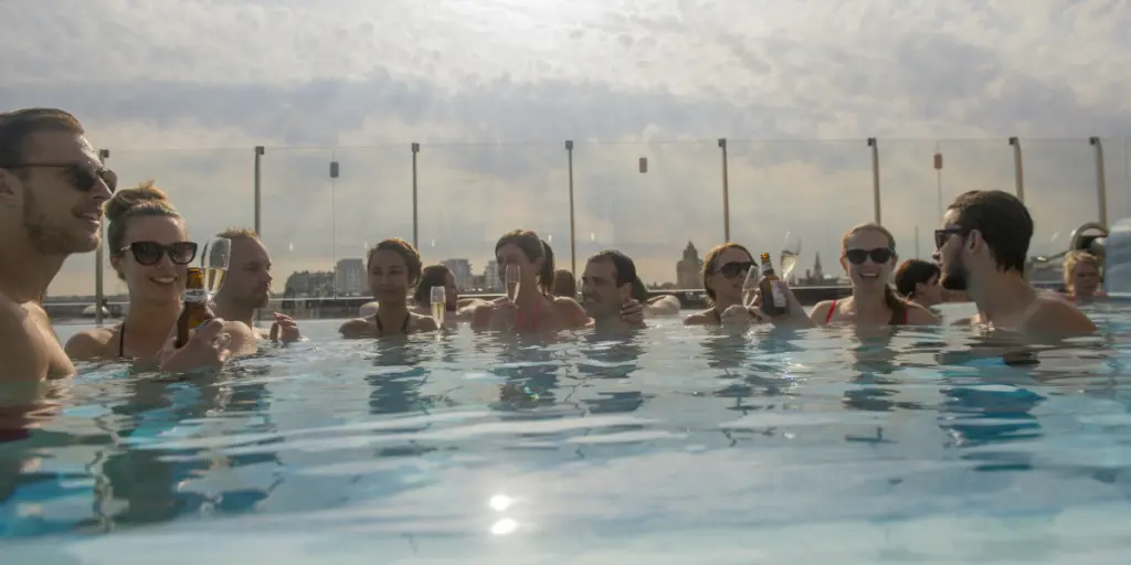 Pool på Clarion Hotel Sign i Stockholm