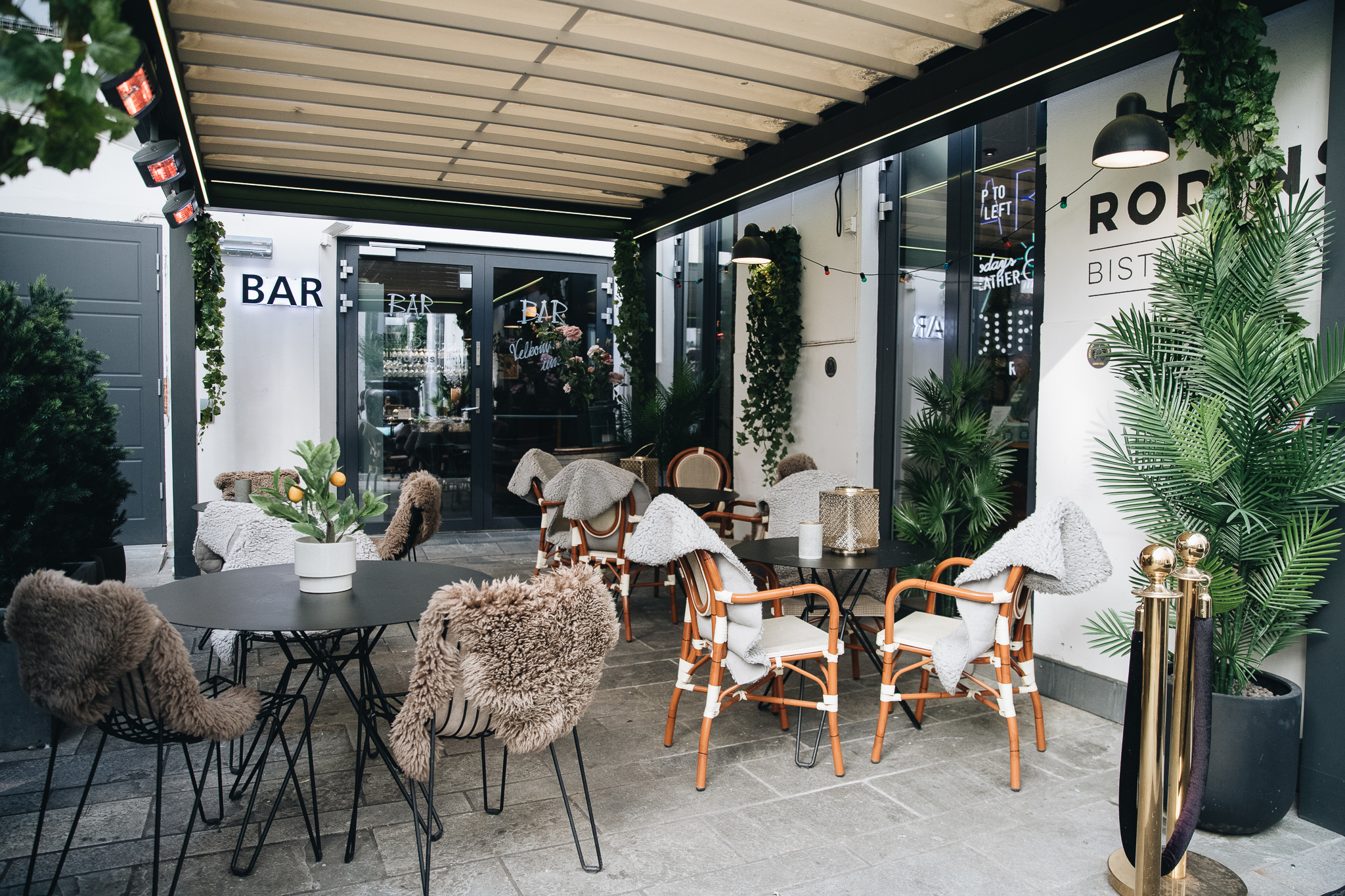 Rodins patio seating