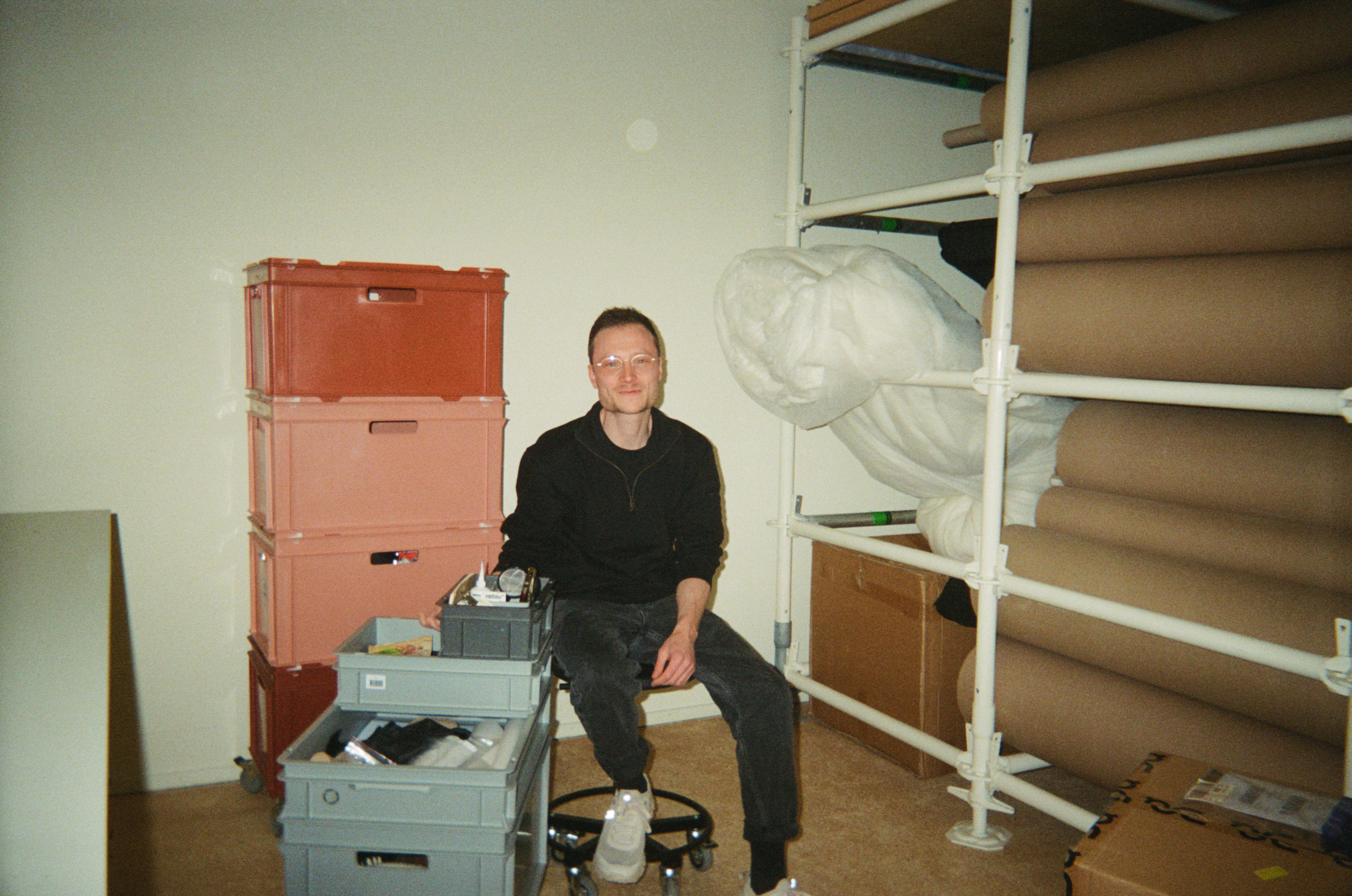 Inside the red box: Benjamin Hero