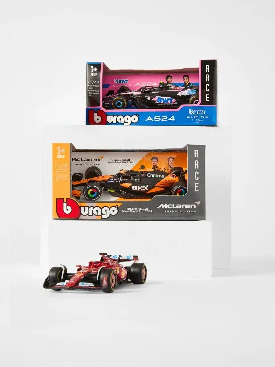 Bburago 143 Scale Race Formula Vehicle - Assorted (1)