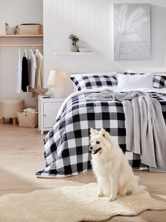 checkered quilt cover