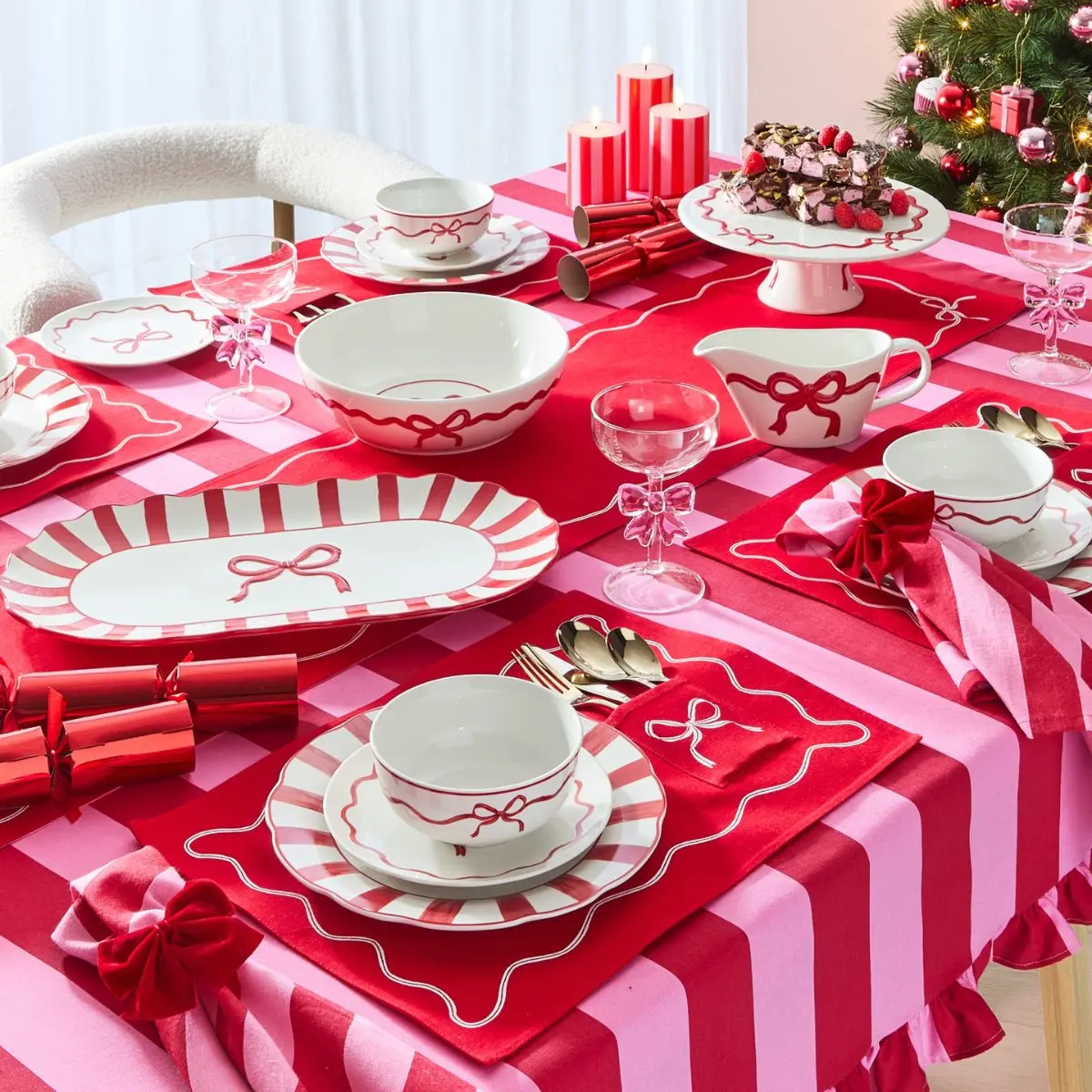 Berry Bright Dining