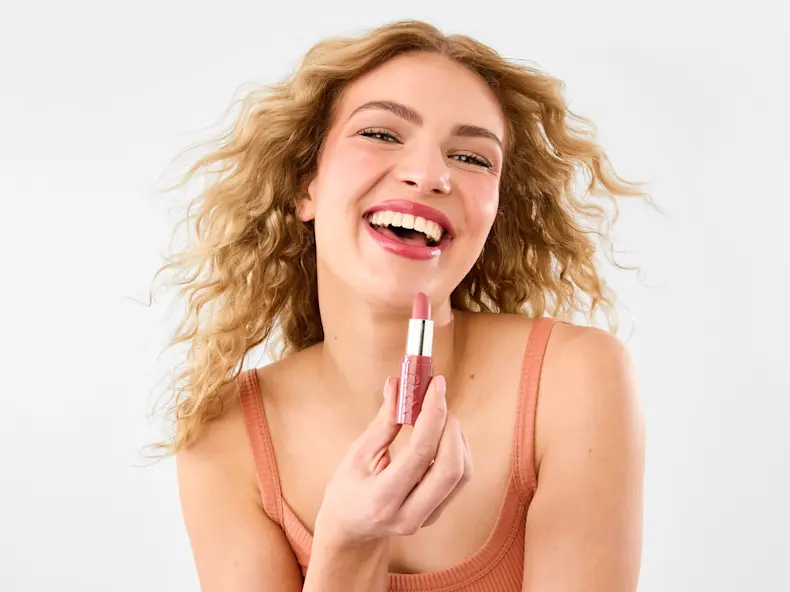OXX Cosmetics Satin Lipstick
