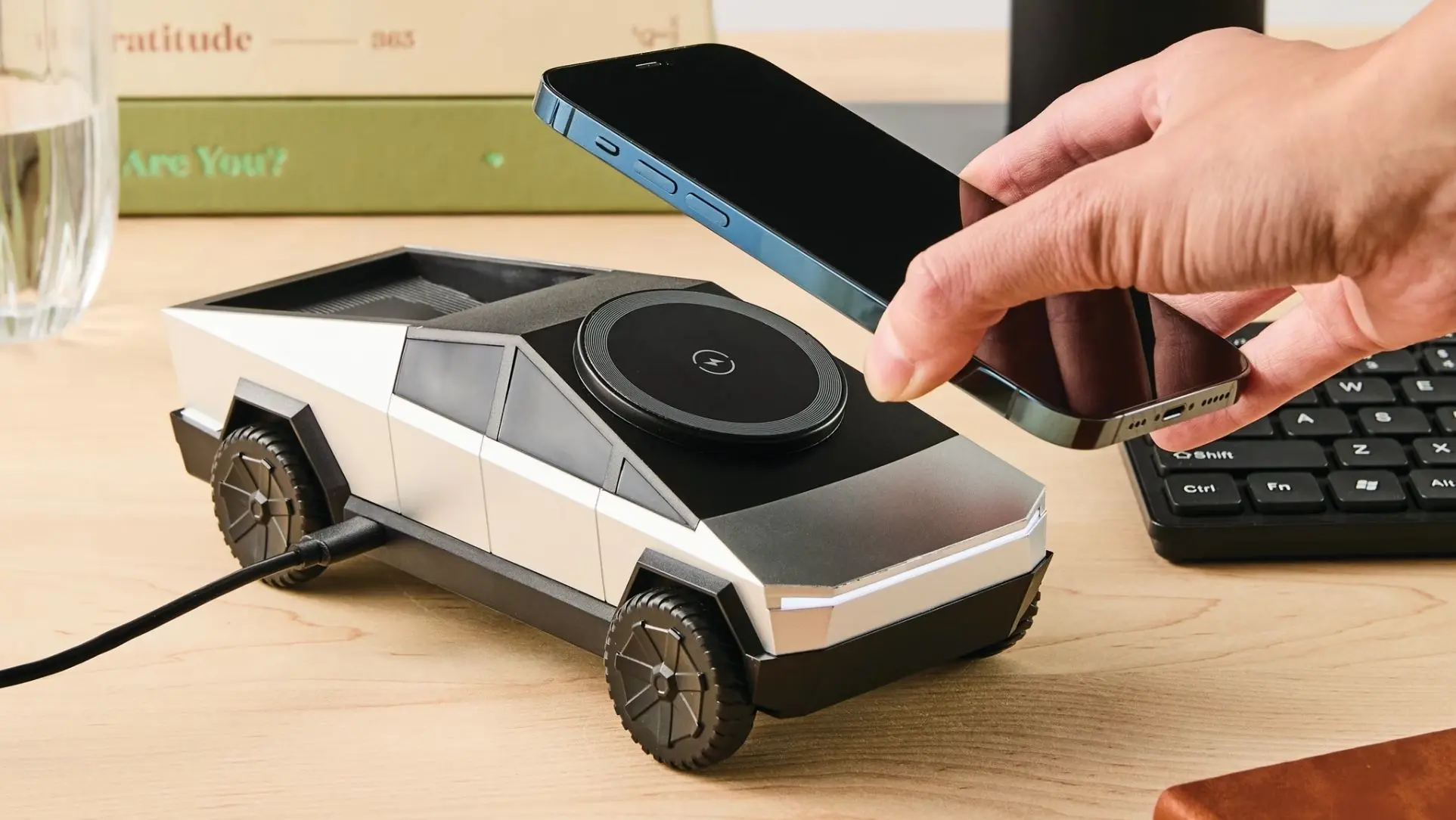 Car Shaped 3-in-1 Charger