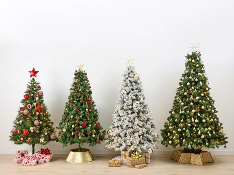 4 decorated Christmas trees