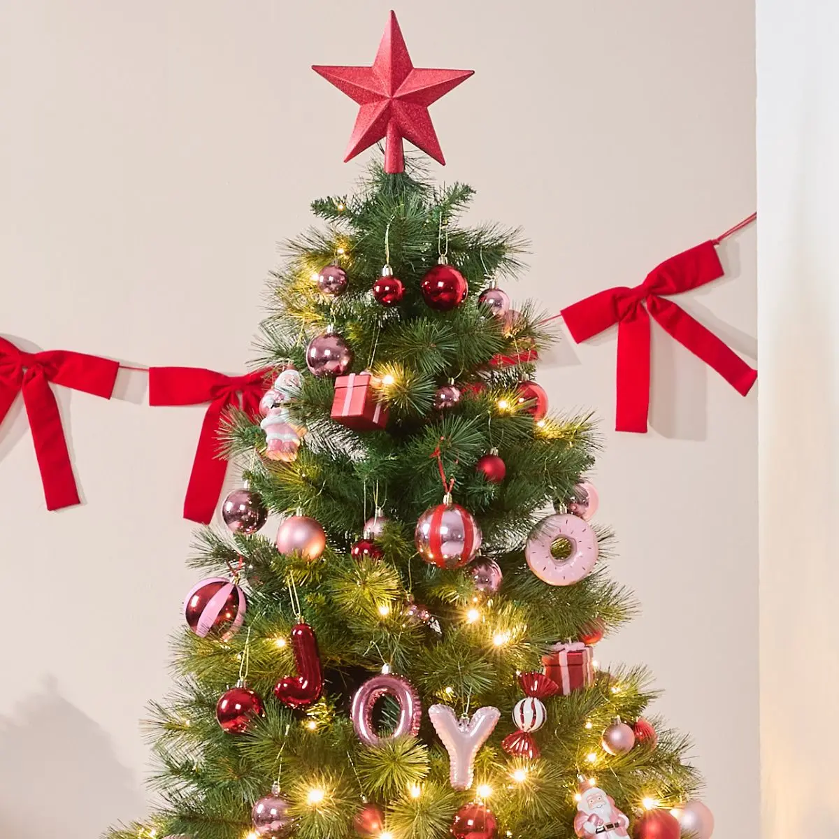 Berry Bright Christmas Theme One
