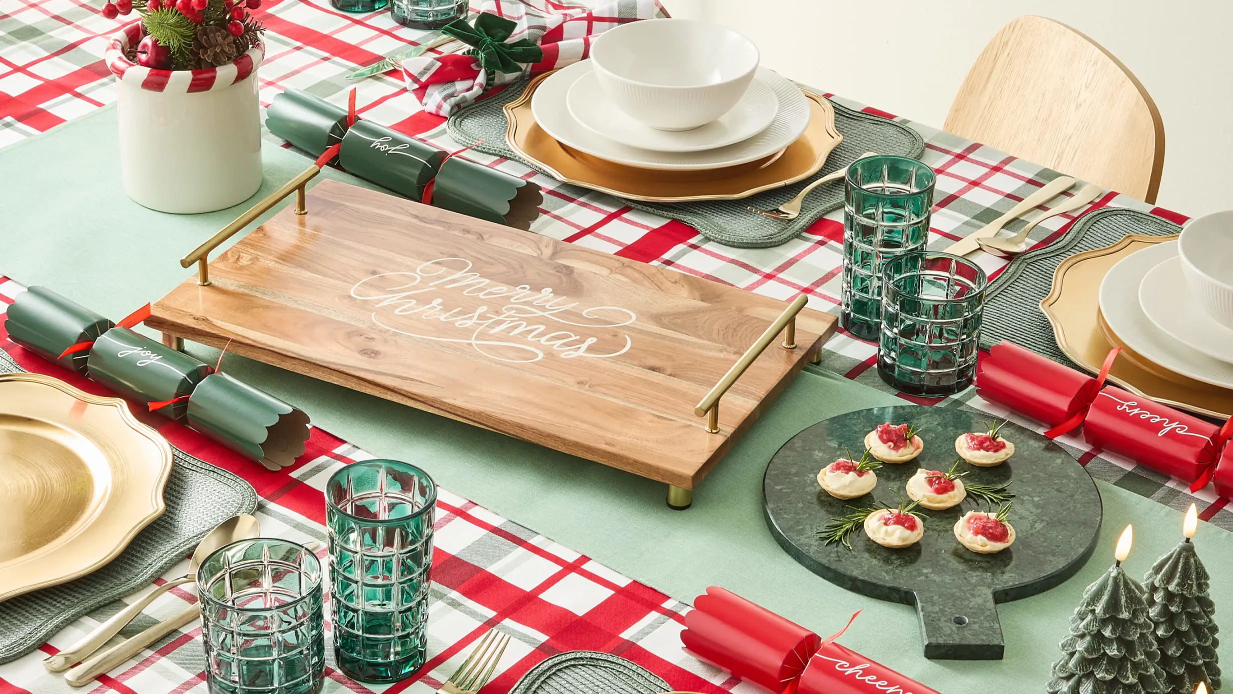 Christmas dining Traditional Cheer