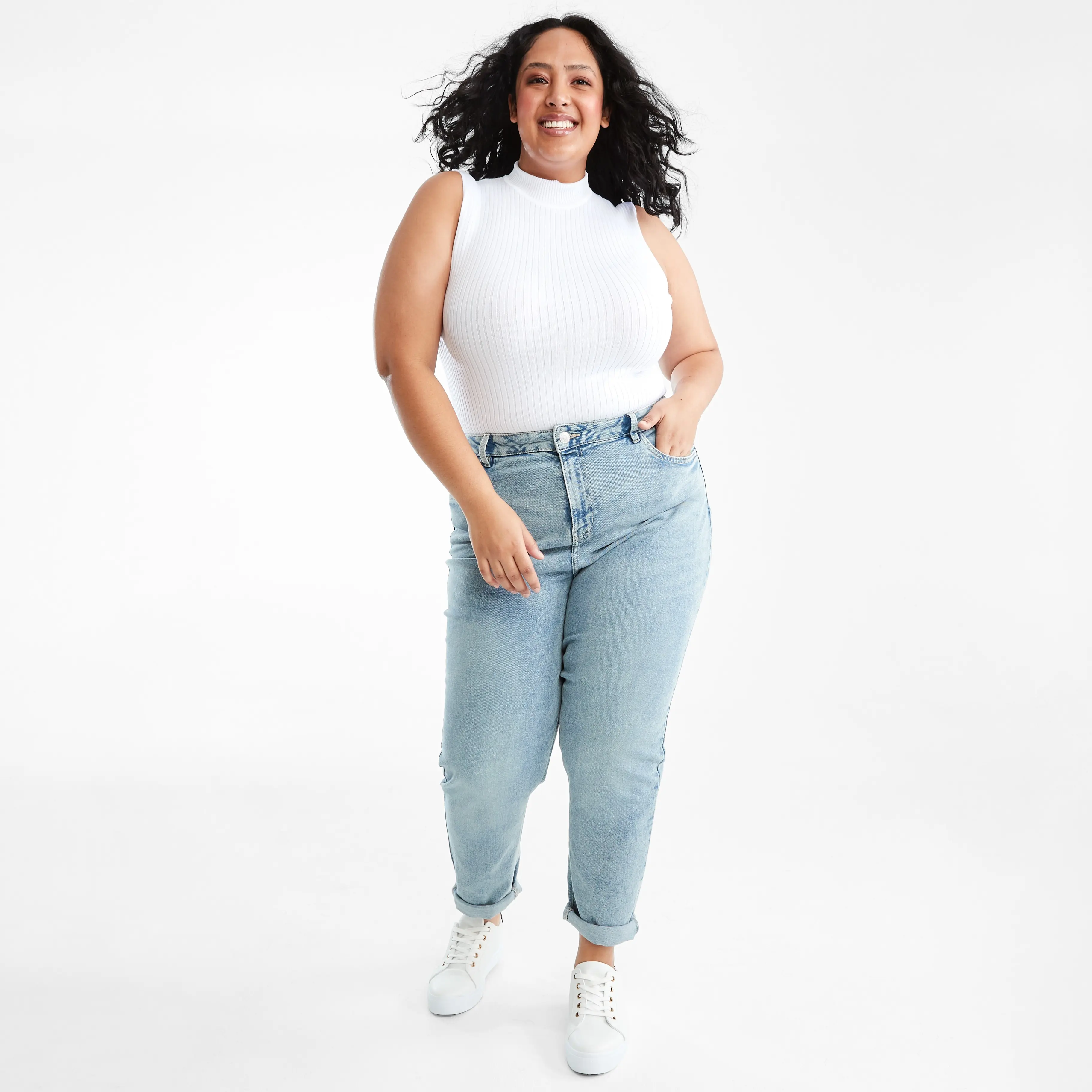 My outfit for weekend paint & sip + dancing. Top & Shoes Cotton on, Jeans  Kmart, I ripped up their mom jeans : r/PlusSizeFashion