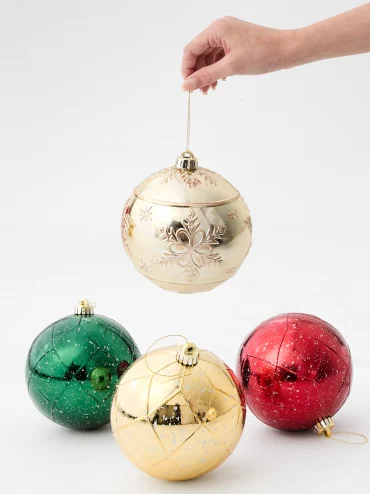 Decorations $30 & U