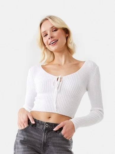 Lace Up Crop Ju