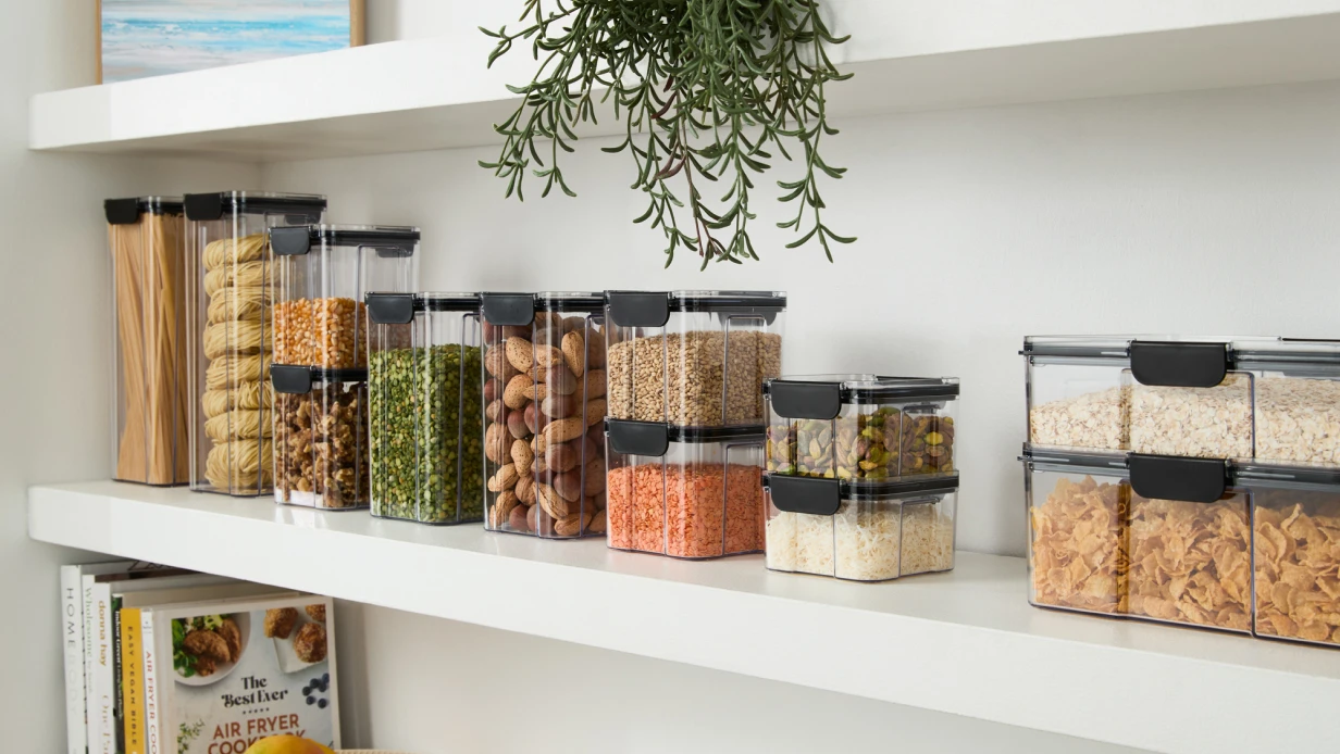 How to organise your pantry - Jan storage campaign