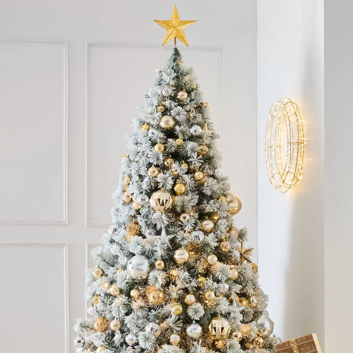 Seasonal Sparkle Christmas Theme One