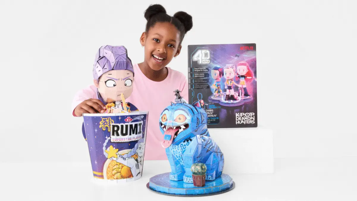 Hero-banner-kpop-denom-hunters_hero-banner-paw-patrol_hero-banner-mini-brands.gif