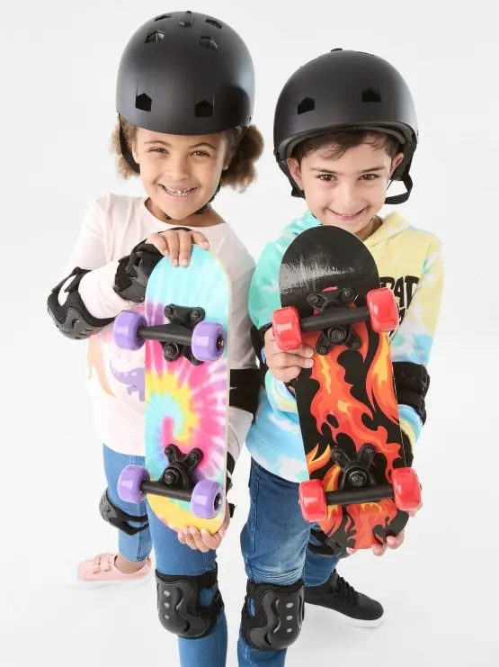 Kids holding the 17inch mini flame skateb