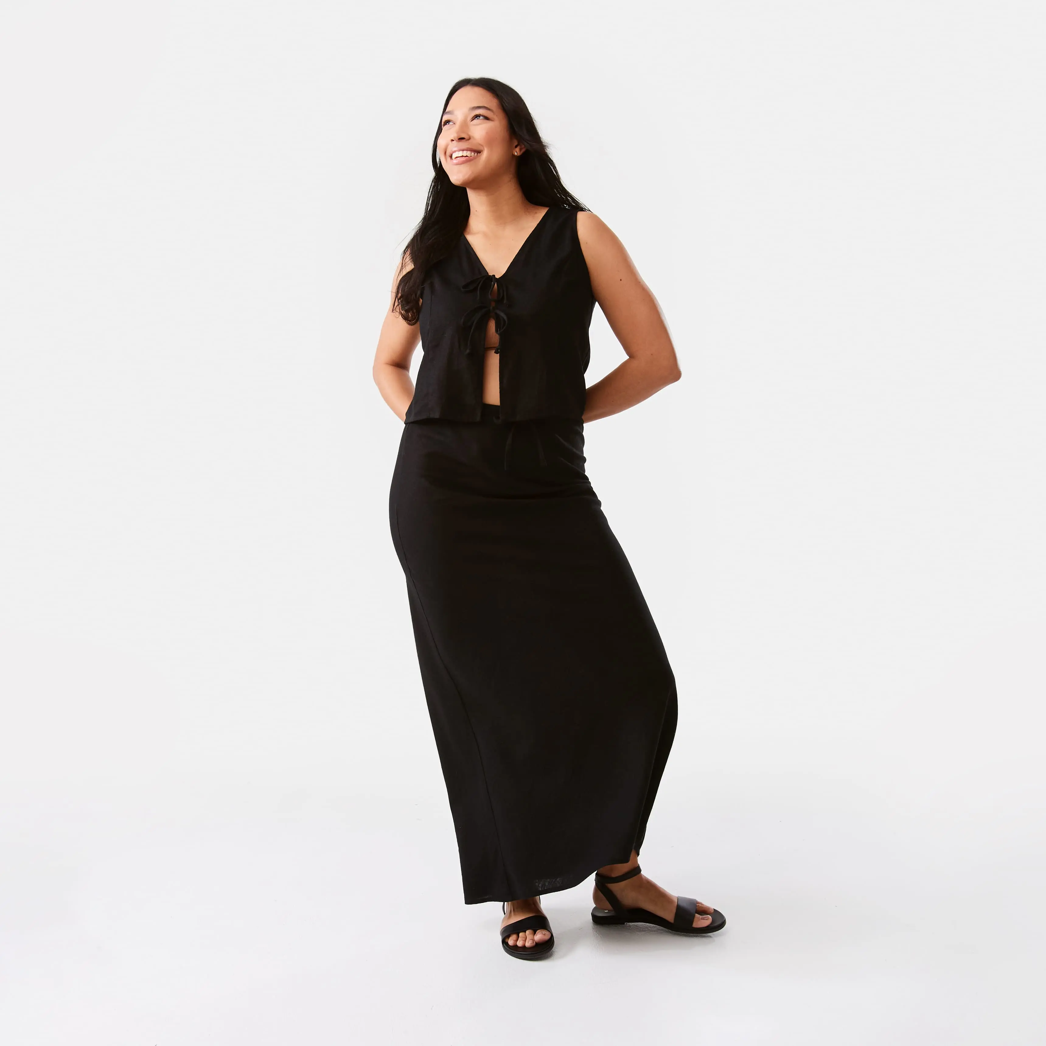 Sleeveless Linen Blend Front-Tie Top paired with Black Maxi Skirt