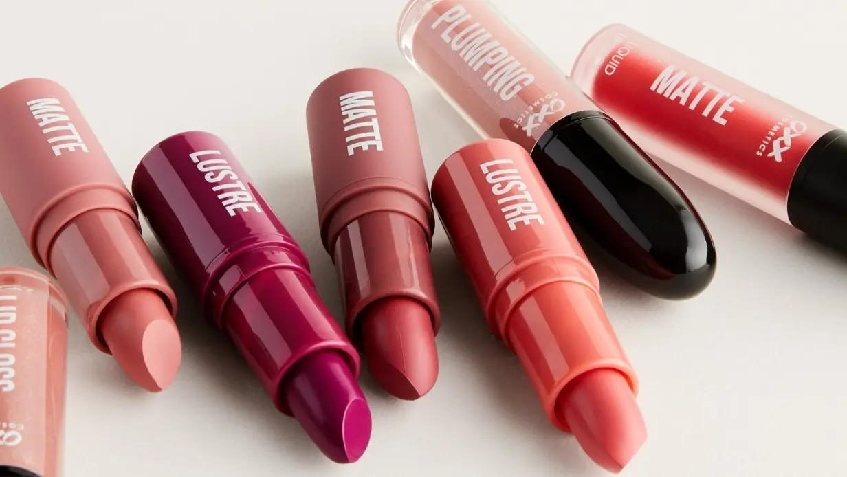 OXX cosmetic lipsticks assortment