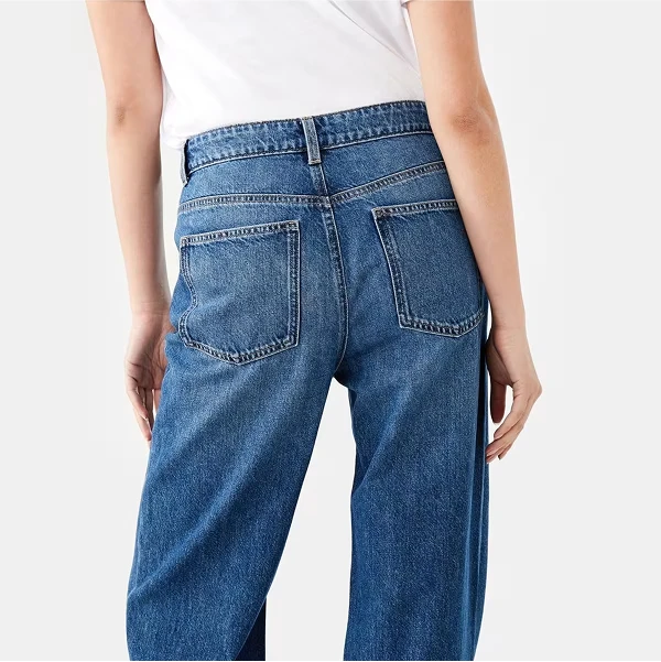 Straight Leg Jeans back pockets
