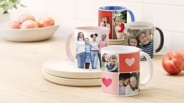 Photo centre customised mugs