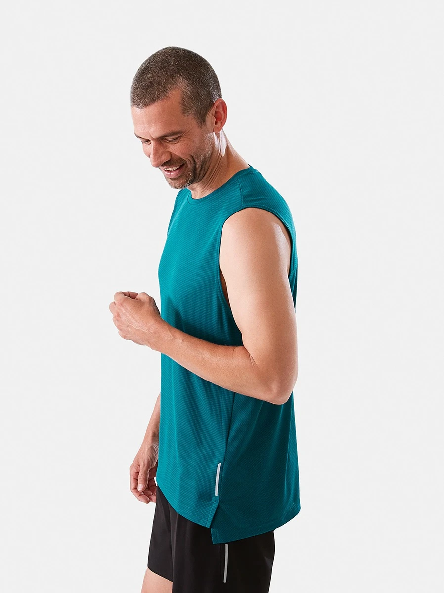 Man wearing Activewear