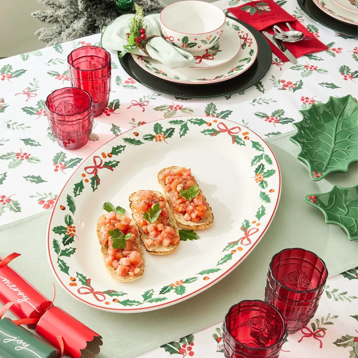 Traditional Cheer dining  two