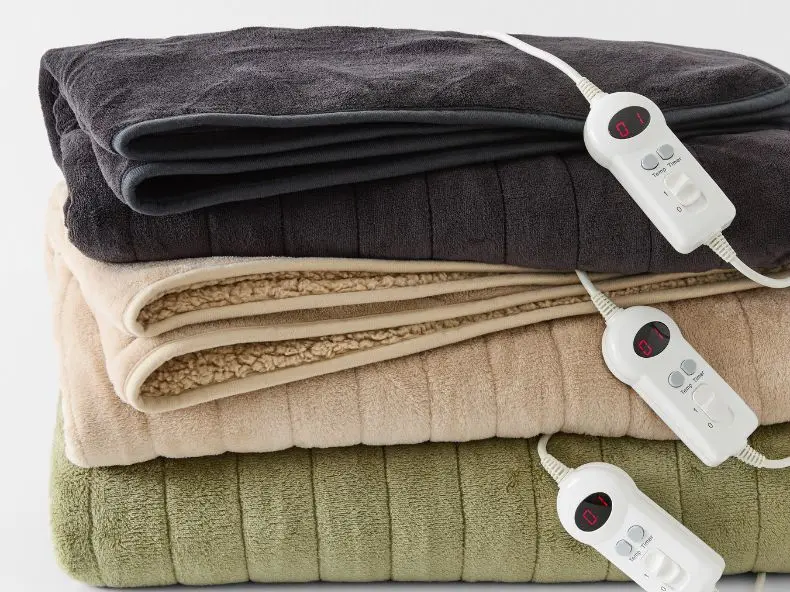 Heated Blankets & Throws
