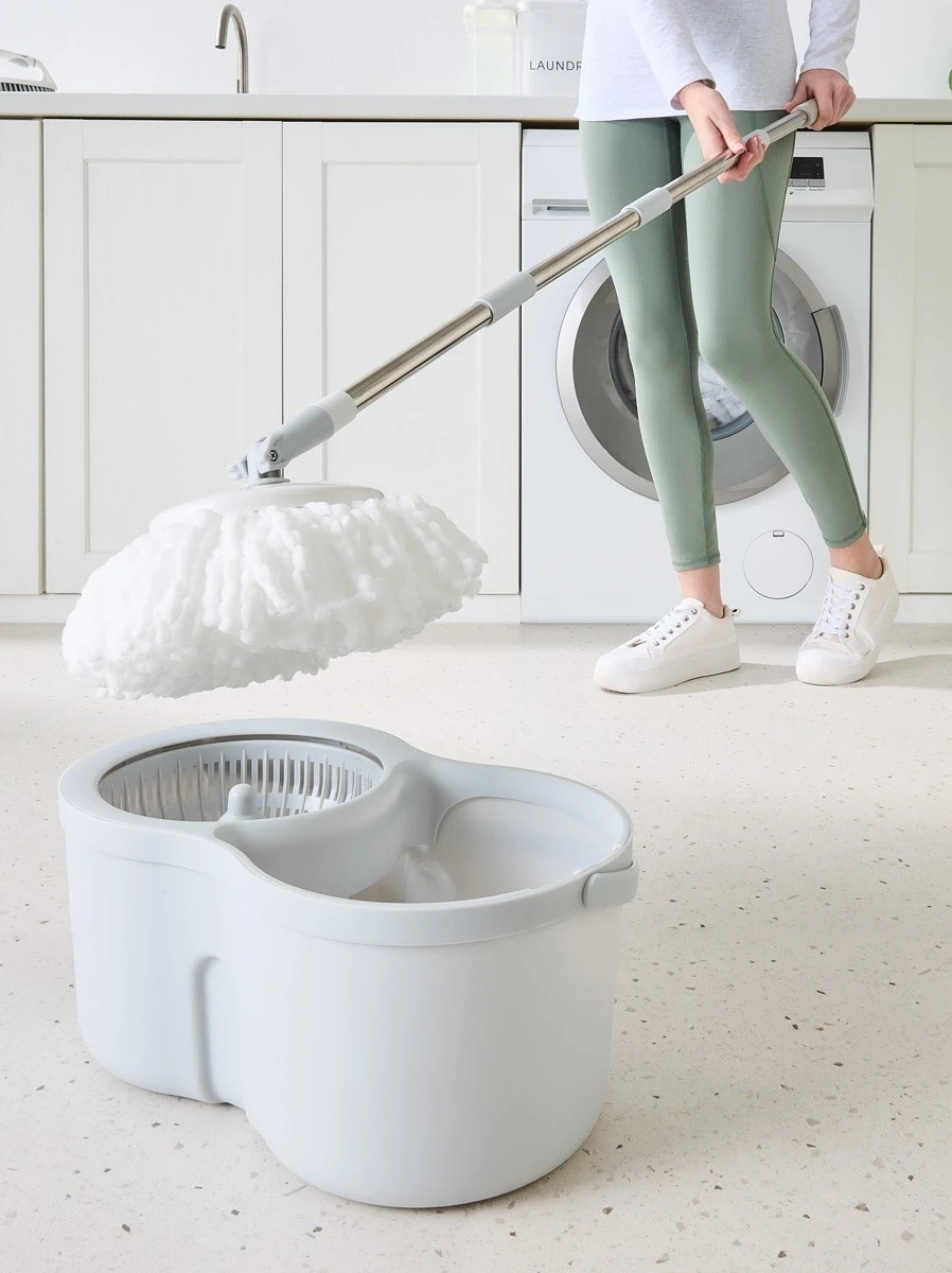 Mops, Mop Buckets & Ref