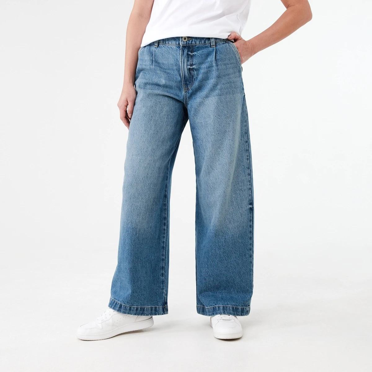 Wide Leg Hero
