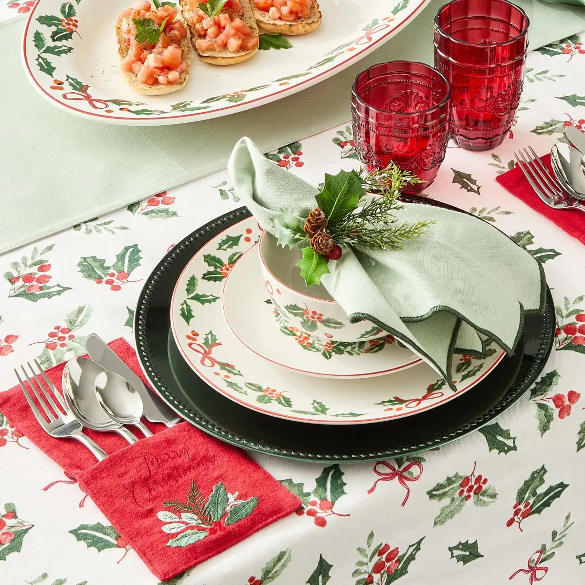 Traditional Cheer dining one