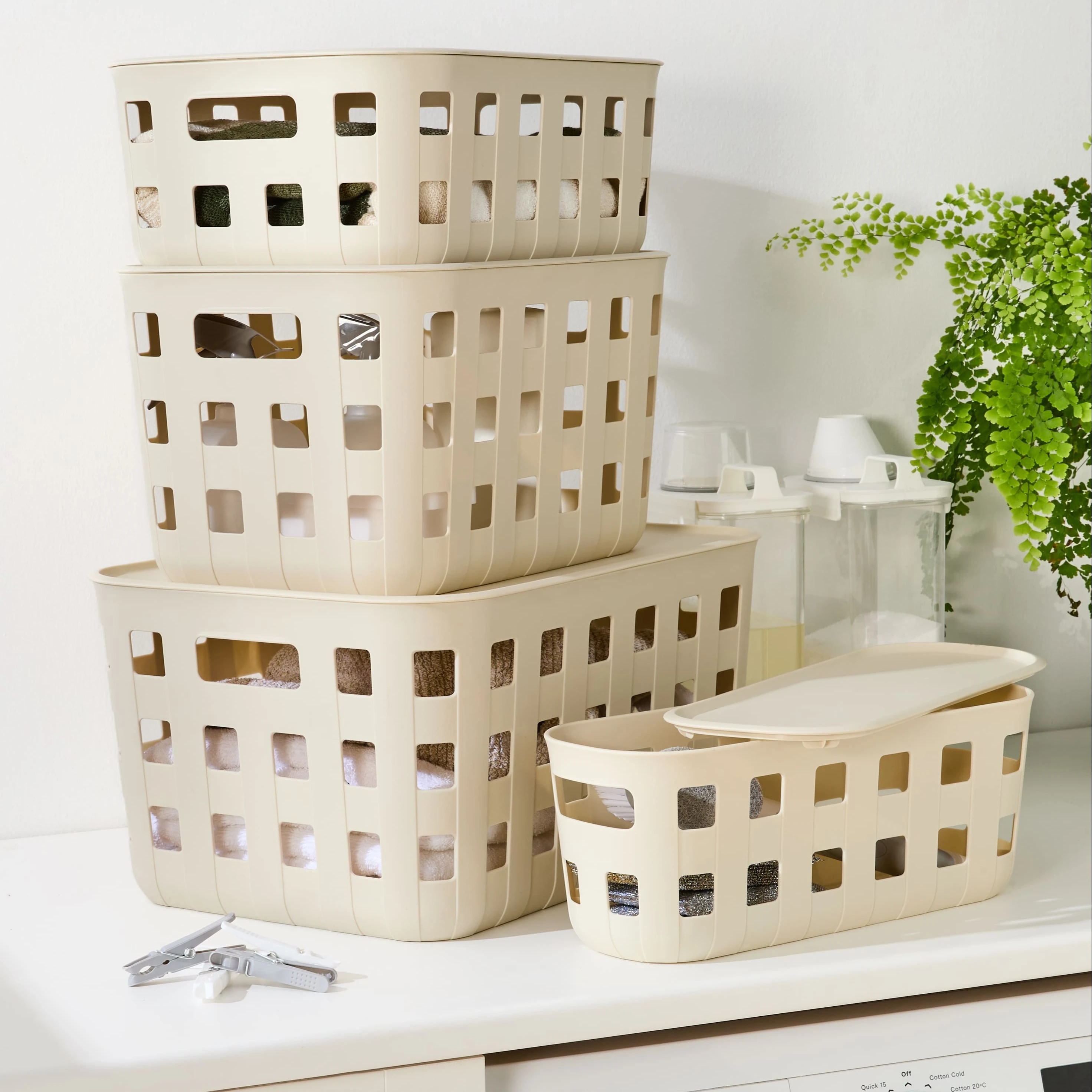 Basket storage