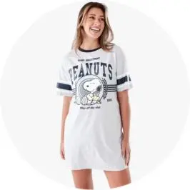 Womens Snoopy License Short Sleeve Graphic Nig