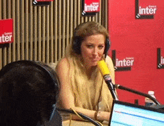 antoinette love gif SameDefinitiveBison-max-1mb