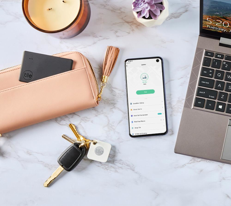 Your Guide to Becoming More Organized at Work and Home