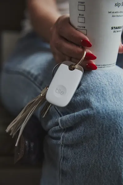 White Tile Pro Key Tracker