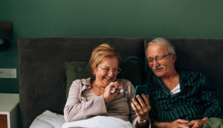 Aging Parents Checklist: Signs It's Time to Step In & How Life360 Helps