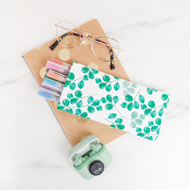 Want to Stay Organized? Get There With These Simple Tips