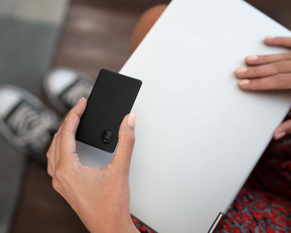 How Does Tile Work? How Tile Trackers Work Bluetooth Trackers