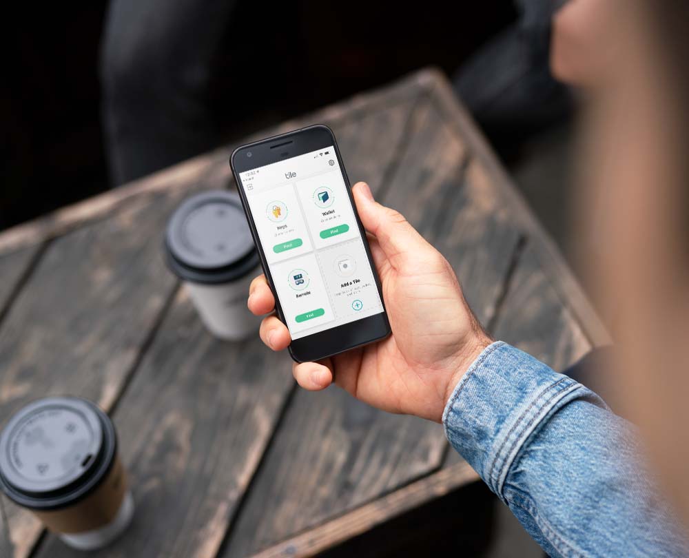 How Does Tile Work? How Tile Trackers Work Bluetooth Trackers