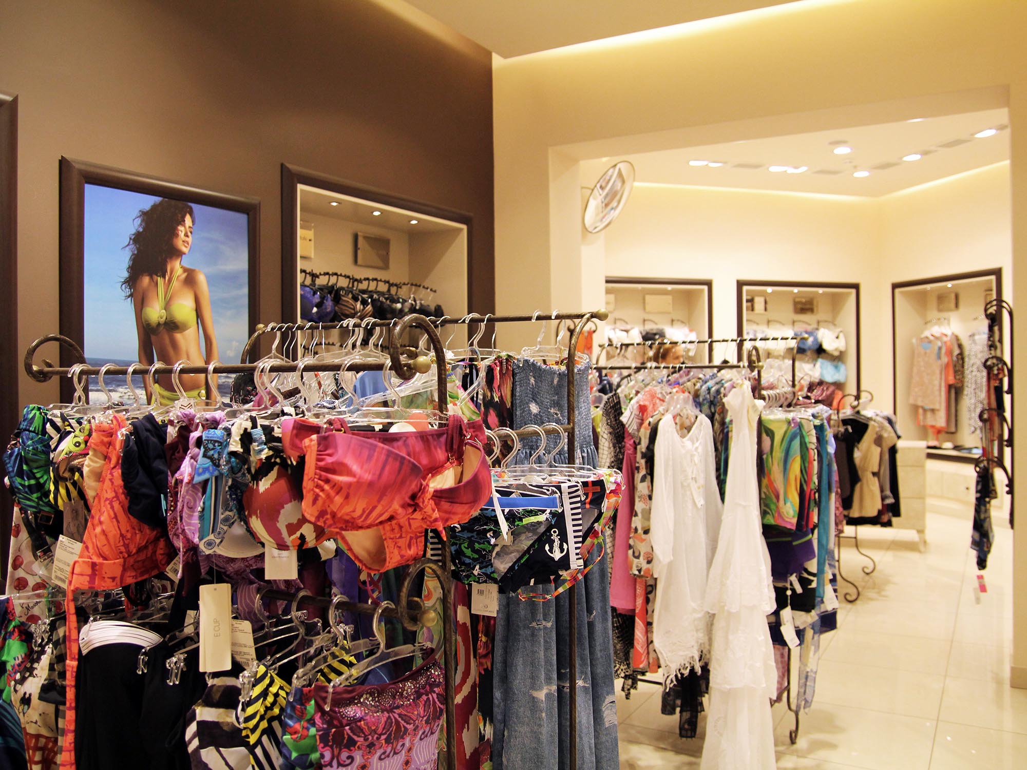 магазин в ТРЦ Вегас 