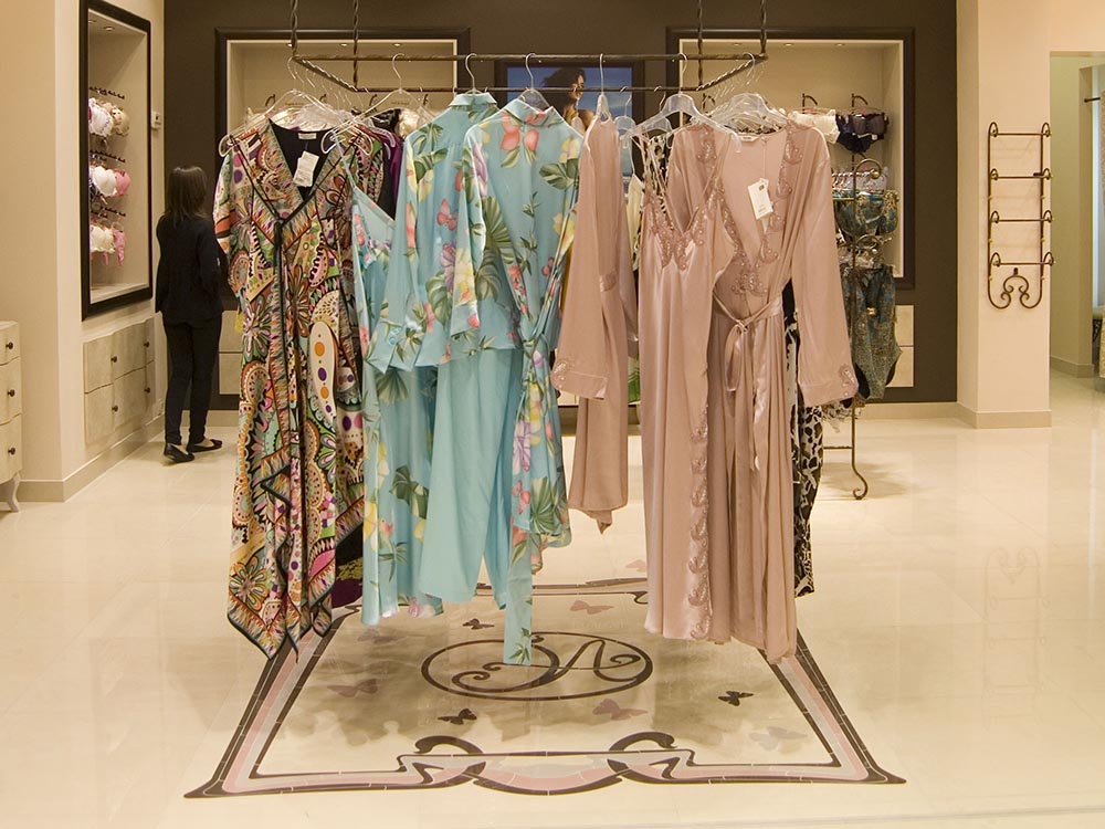 магазин в ТРЦ Вегас 