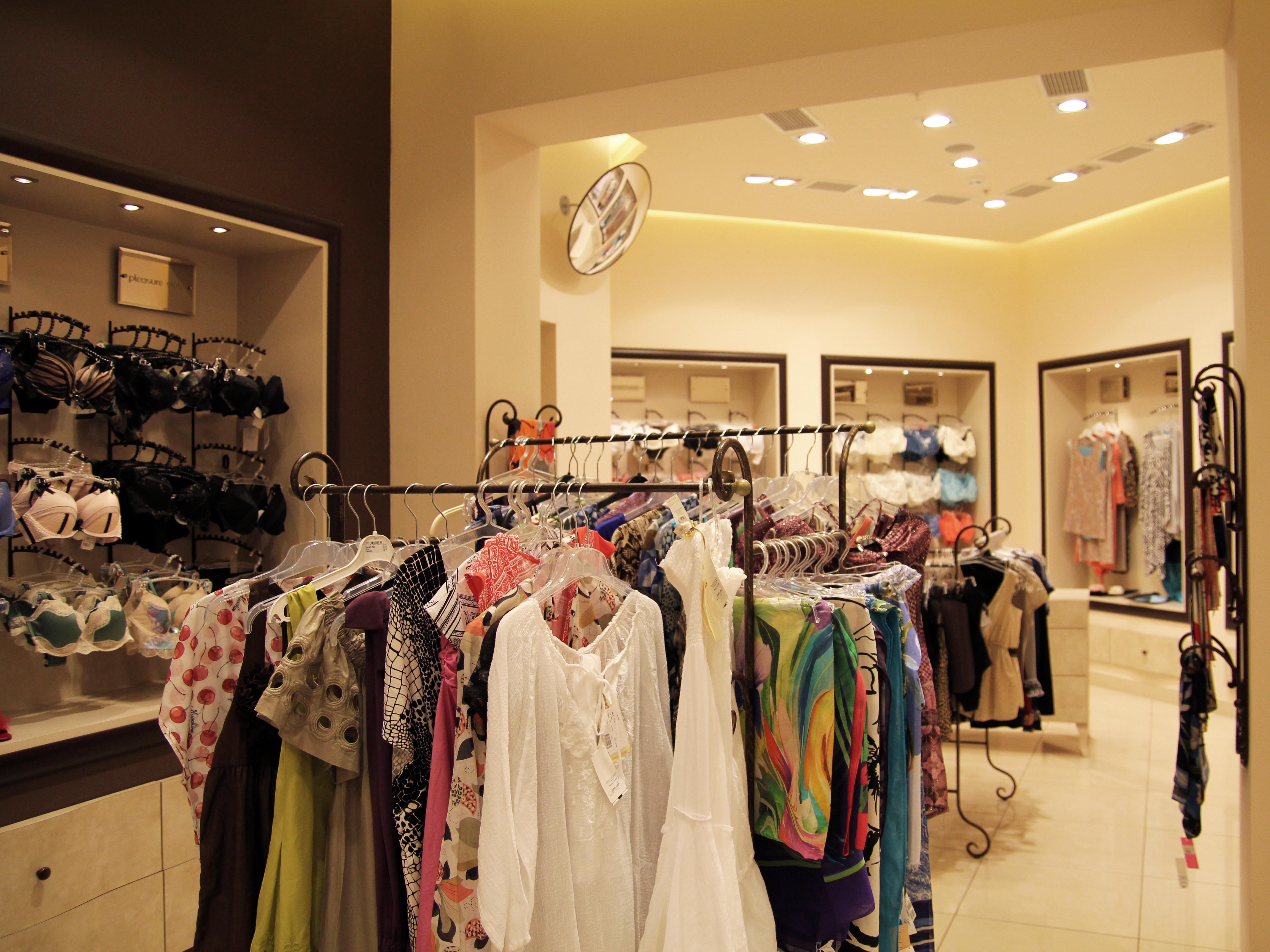 магазин в ТРЦ Вегас 