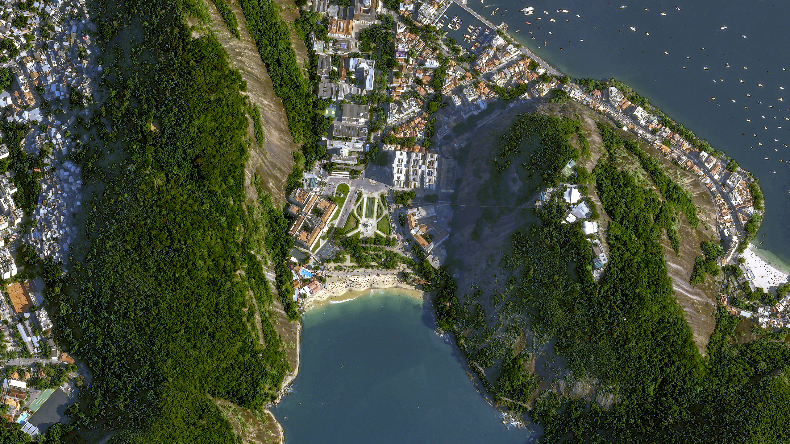 zoom11 PNeo Gibraltar 2021 HD