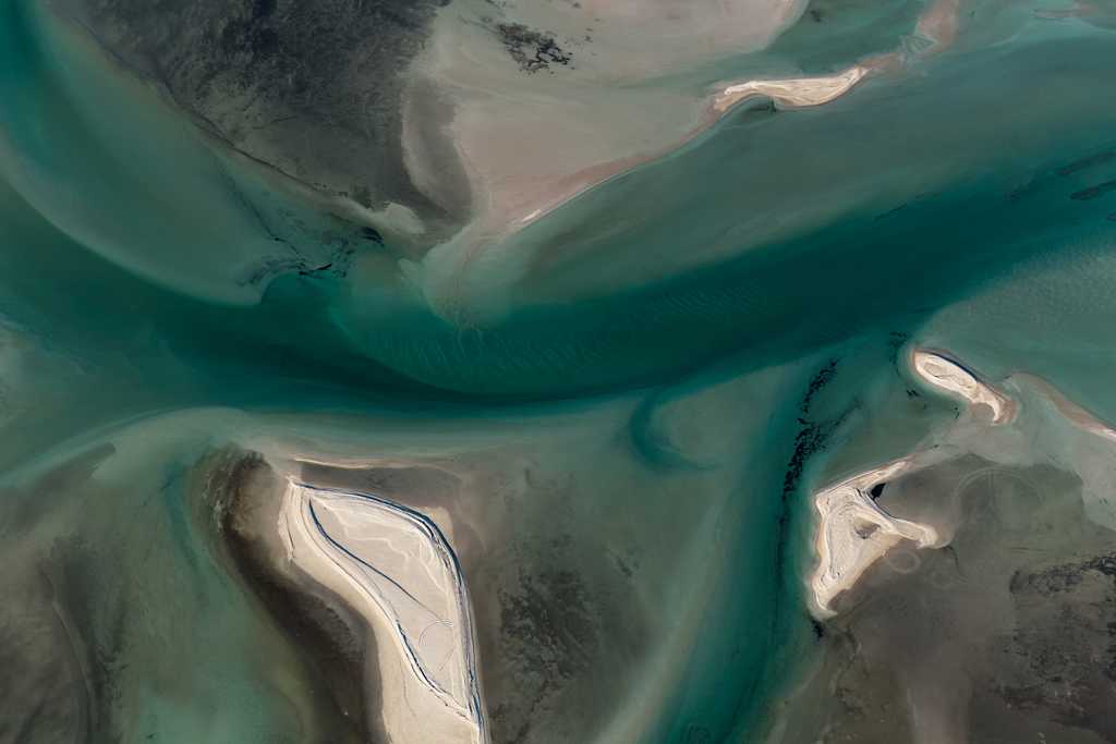 How to order archive data with UP42's Python SDK