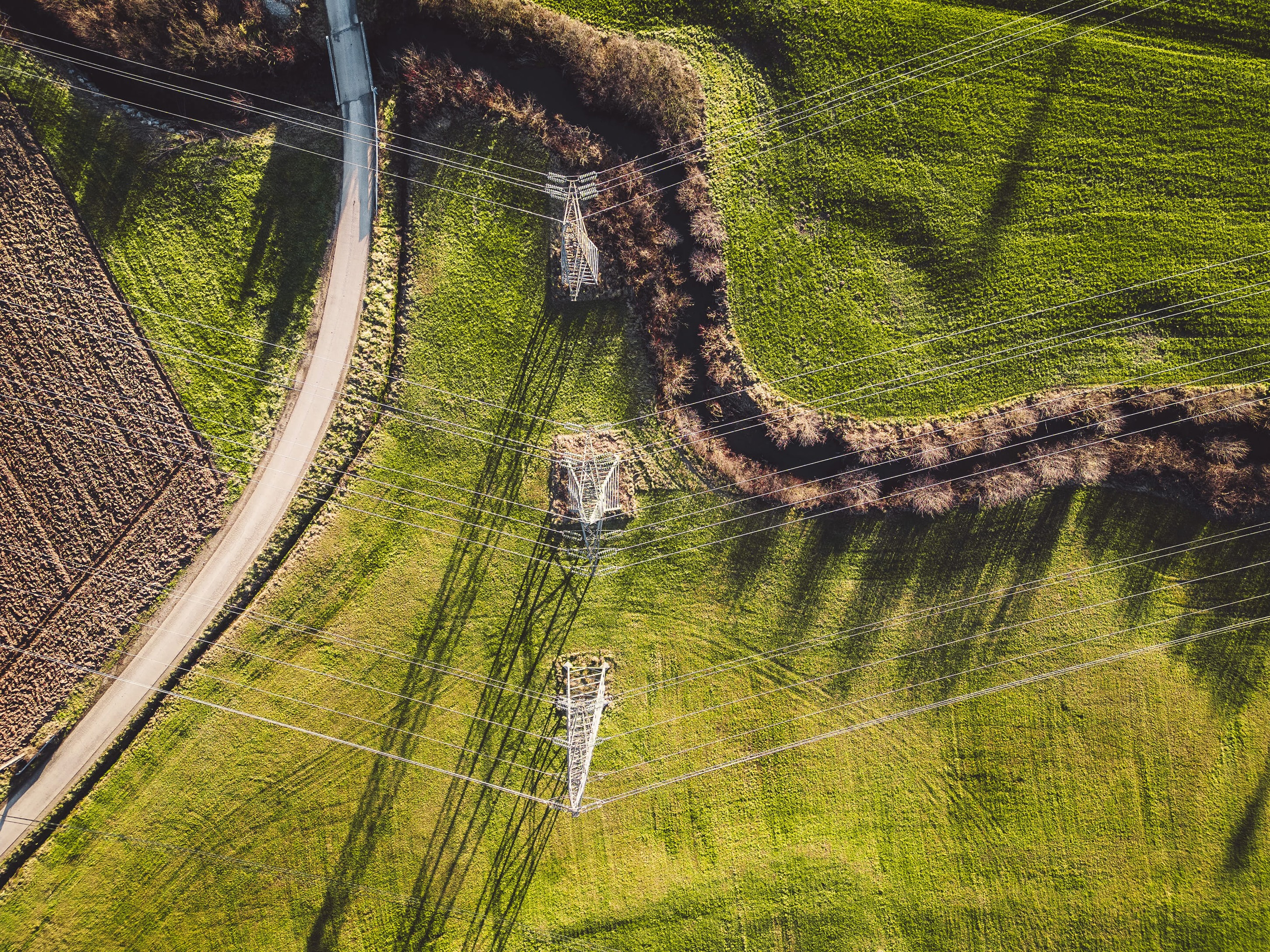 Utility Powerlines Image4