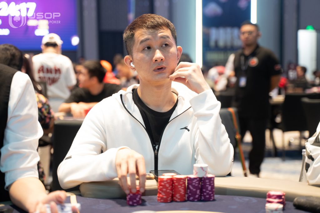 Xiaobin Zheng