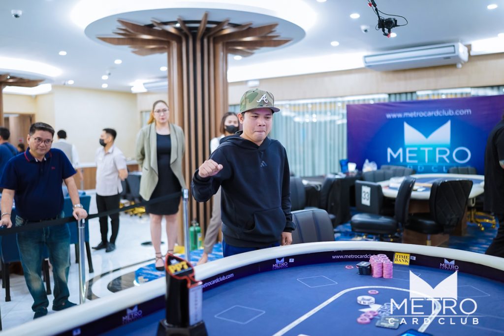 Rene Mar David Wins PPT Main Event - Photo by Metro Card Club