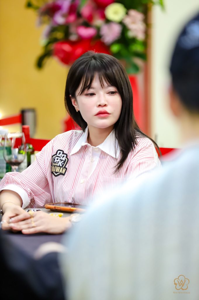 Win Win Poker Club - Candy Lin