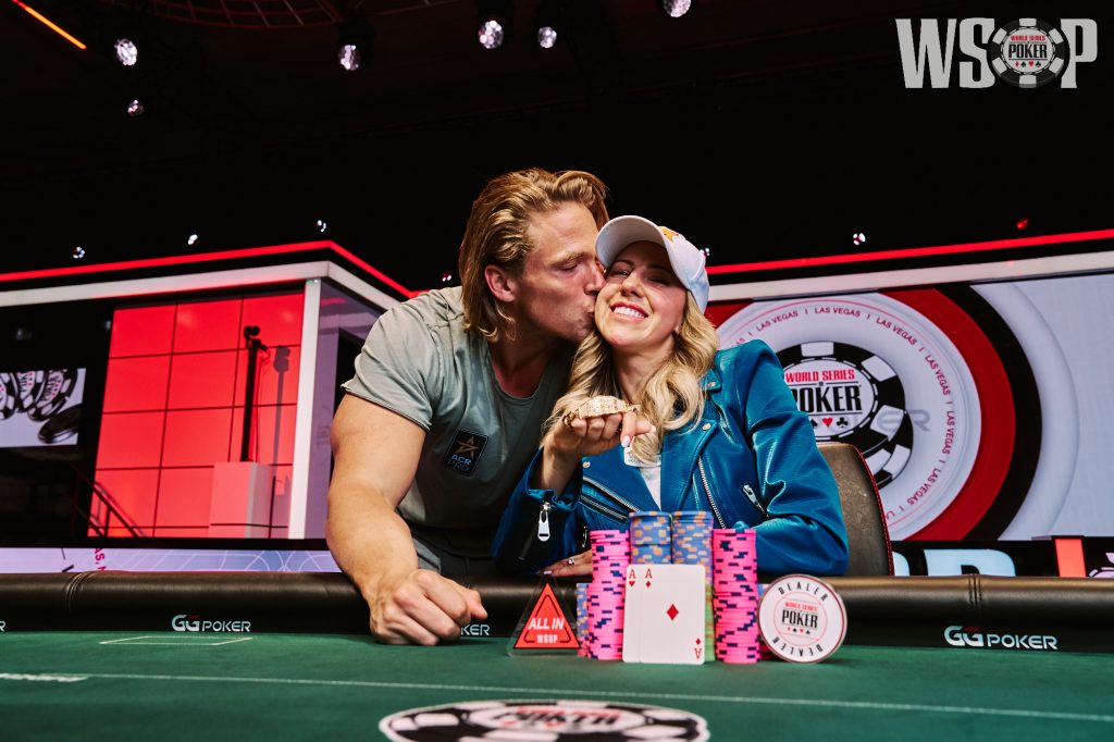 Kristen Foxen and her husband, Alex Foxen